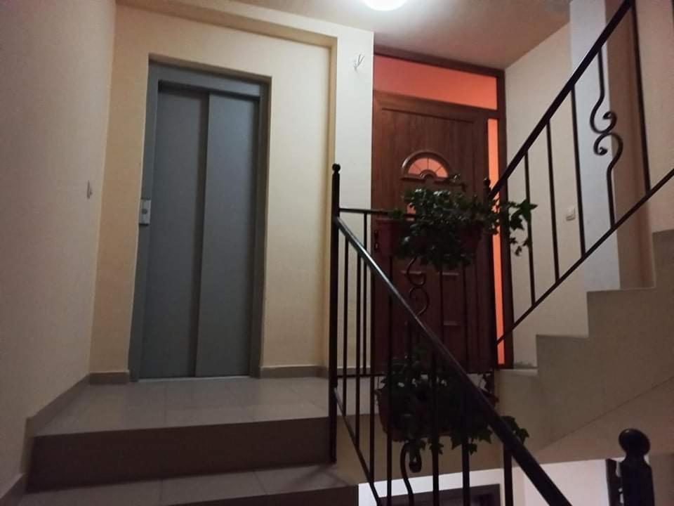 Sandanski Holiday Apartment1 Buitenkant foto